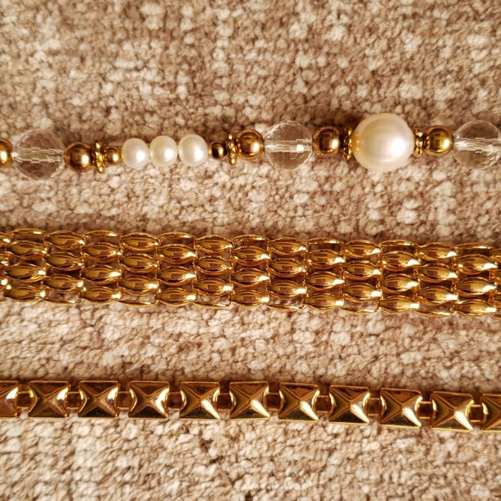3 pc golden tone necklace set